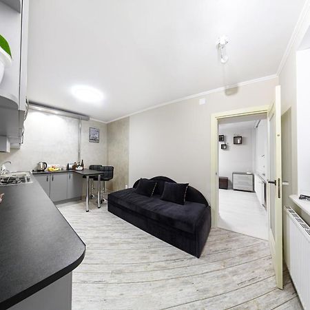 Joy Box Apartments Liov Exterior foto